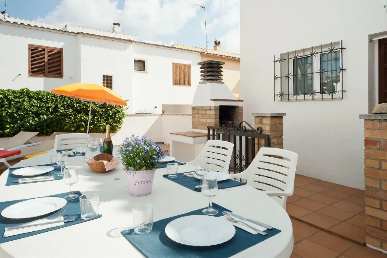 Lledoners Villa L'Escala 0*,