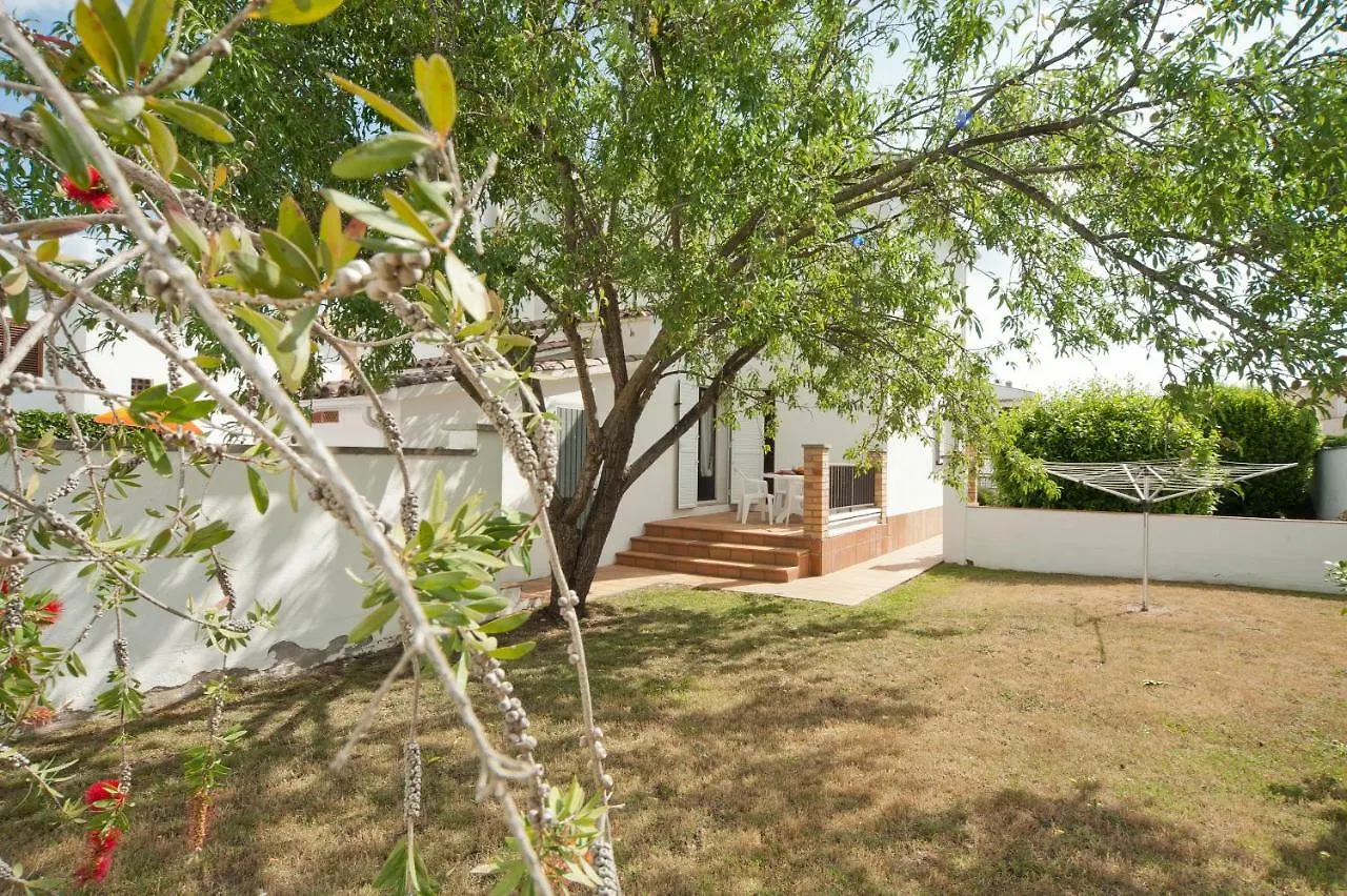 Lledoners Villa L'Escala 0*,
